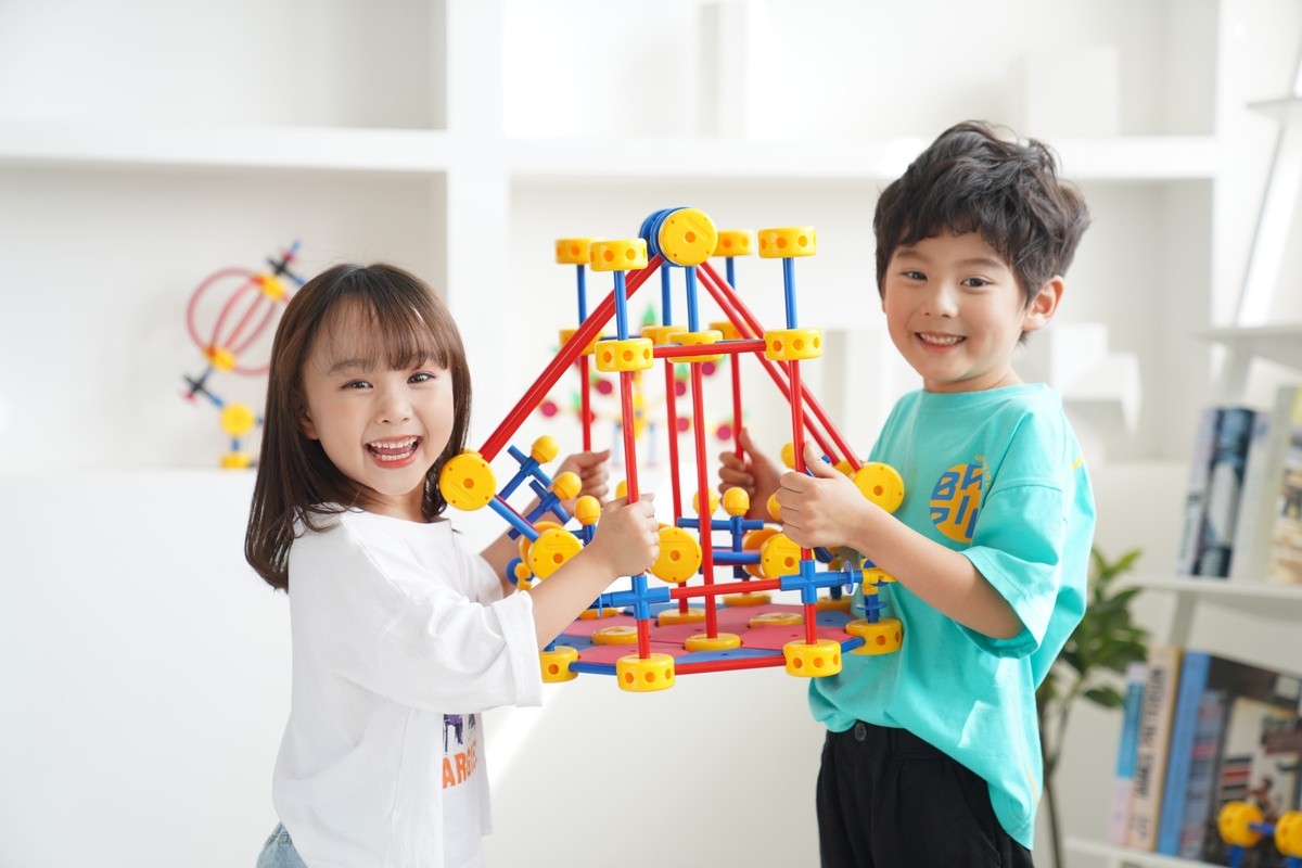Конструктор Thinkertoy набор для группы 4-5 лет \ SCSET15